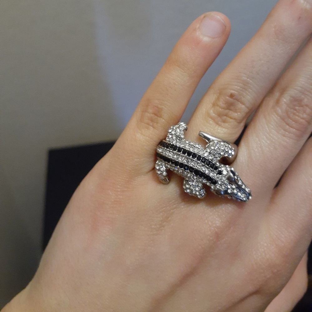 Alligator Ring